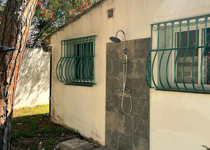 בית נופש Elviria Beachside House *