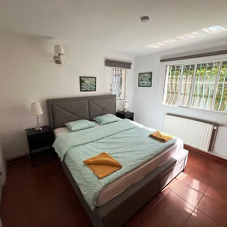 Feriehus Elviria Beachside House