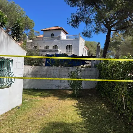 Elviria Beachside House Marbella